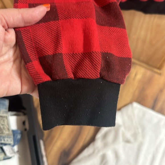 SANJEEV Of Gatlinburg Pullover Sweatshirt - Picture 4 of 6